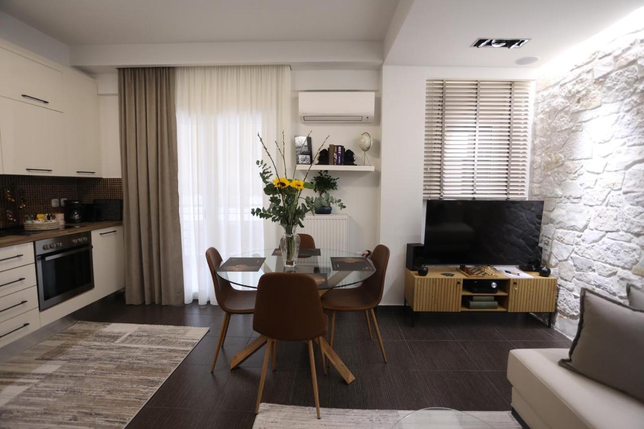 La Larissa Luxury Apartments Thetis Esterno foto