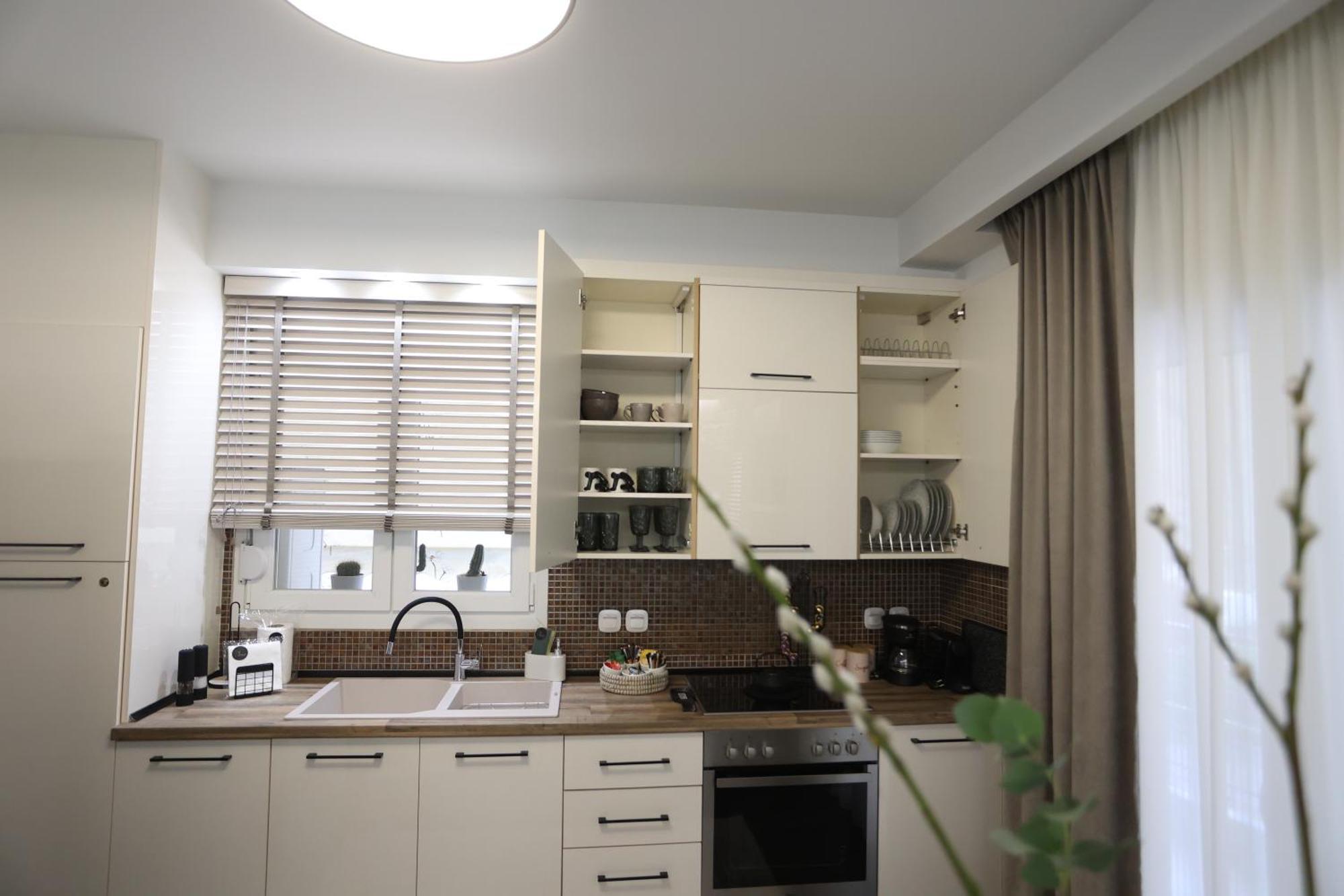 La Larissa Luxury Apartments Thetis Esterno foto